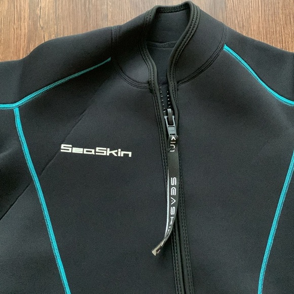 SeaSkin Shorty 3 mm Neoprene Wetsuit Men’s Small New - Picture 5 of 9